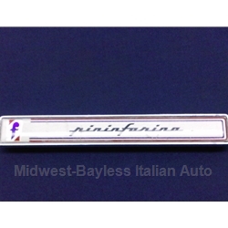 Badge Emblem "f Pininfarina" (Pininfarina 124 Spider 1984-85) - U8