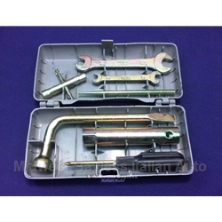 Factory Trunk Tool Kit (Fiat 124, X19, 131, 128, 850) - RECONDITIONED
