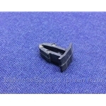 Cowl Grille Retaining Clip (Fiat 128 Sedan Wagon) - OE NOS