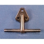 Visor Foot / Mount Center (Lancia Scorpion Montecarlo) - U8