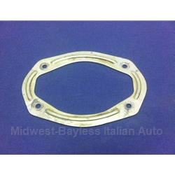 Air Cleaner Mounting Bracket DHSA, DMSA, DFEV (Fiat 124 1968-74) - U8