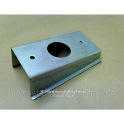 Marker Light Housing Bracket Left Front / Rear (Fiat 124 Spider 1971-78) - U8