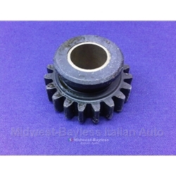 Gear Reverse Idler Gear (Fiat Pininfarina 124 Spider, Coupe All) - U8