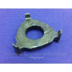 Sliding Sleeve Hub 3rd/4th 5-Spd+4-Spd (Fiat Bertone X1/9, 128, Yugo 1977-On) - OE