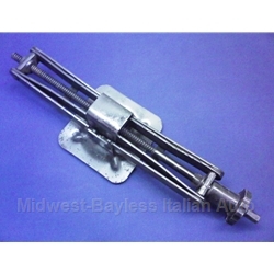 Trunk Jack (Fiat 124 Spider, Coupe 1967-78 + All) - U8