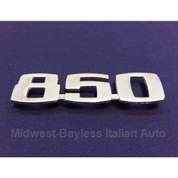 Badge Emblem "850" (Fiat 850 Spider 1967-69) - U8