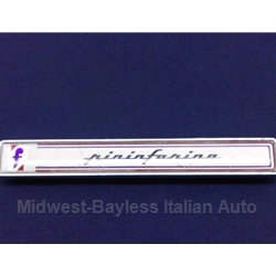 Badge Emblem "f Pininfarina" (Pininfarina 124 Spider 1984-85) - U8