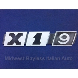 Badge Emblem "X1 9" (Fiat X1/9 1973-78) - U8