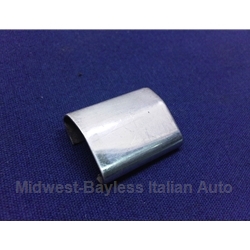 Windshield Trim Center Connector "Fishplate" (Fiat Bertone X19 1973-85) - U8