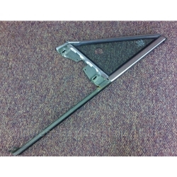 Wing Vent Quarter Window Assembly Right - North America Tinted Green (Pininfarina 124 Spider 1983-85) - U8
