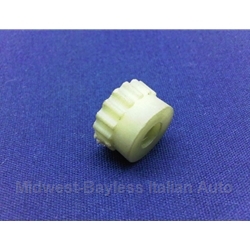 Battery Cover Hold Down Thumb Nut (Fiat X1/9, 124 Spider) - U8