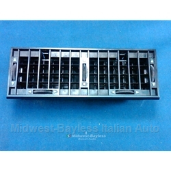 Dash Vent Assembly Center (Lancia Beta Zagato) - U8