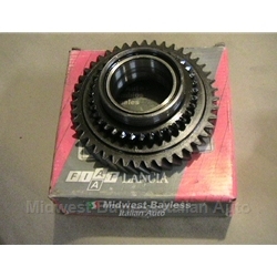 Gear 2nd 38T 5-Spd+4-Spd (Fiat Bertone X19 All, 128 1977-On, Yugo) - OE
