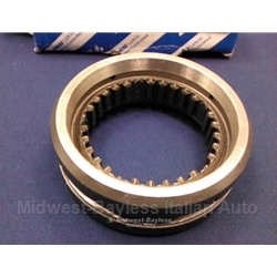      Transmission Sliding Sleeve 1st/2nd 3rd/4th Transmission Slider (Fiat Pininfarina 124 Spider Coupe Sedan Wagon All) - OE