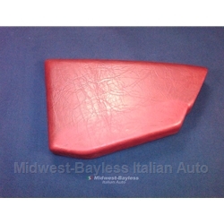 Trim Panel Side og Gauge Housing Right Red (Lancia Scorpion) - U8