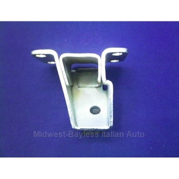 Motor Mount Bracket Left Side (Fiat Pininfarina 124 Spider 1979-85 + 1973-78) - OE/RENEWED