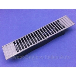 Dash Vent Center (Lancia Scorpion Montecarlo) - U8