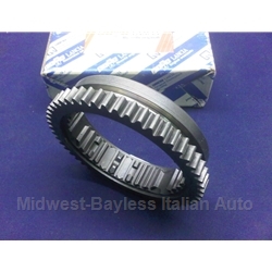 Sliding Sleeve 1st/2nd/Rev 5-Spd+4-Spd (Fiat Bertone X1/9, 128, Yugo 1977-On) - OE