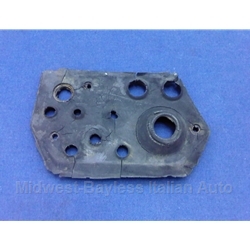 Firewall Shifter / Accelerator Cable Rubber Cover (Fiat 850 All) - U8