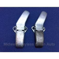 Convertible Top Latch Right 30mm (Fiat 124 Spider 1968-79) - U7.5