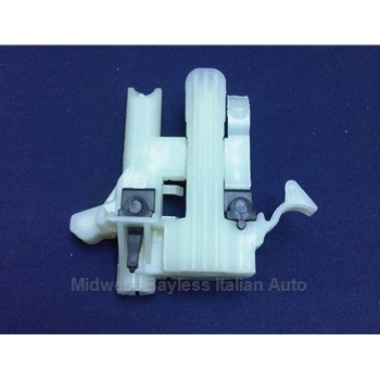 Window Regulator Repair Plastic Clip Left (Fiat 500 All 2012-19) - NEW