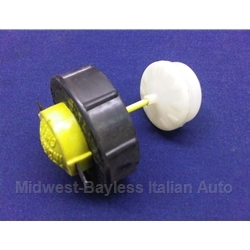 Brake Fluid Reservoir Cap (Fiat 124, 131/Brava, 128, Ritmo 1977-On) - OE NOS