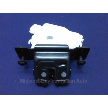 Liftgate Latch (Fiat 500 All 2012-19) - U8