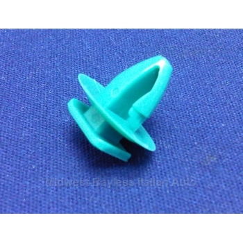 Trim Clip - Green (Fiat 500 All 2012-19) - NEW