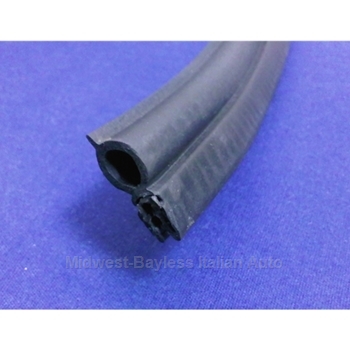        Rubber Weatherstrip Trunk Seal Rear Hatch (Yugo) - NEW