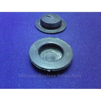 Body Plug Round Plastic 20mm (Fiat Lancia All) - U8