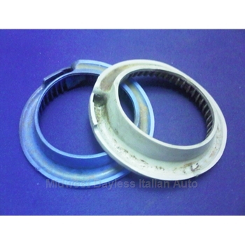 Coil Spring Rear - Lower Pad Pair - Left/Blue + Gray/Right (Fiat Pininfarina 124, 131 All - U8