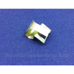 Brake Pad Anti-Rattle Spring - Late Style (Fiat 124, X1/9, 131, 128, Scorpion) - U8