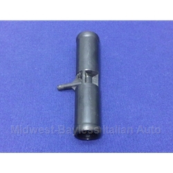 Breather Hose "T" Connector (Fiat Bertone X1/9 1980-88) - U8