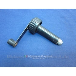 Emergency Power Window Crank (Lancia Beta Coupe Zagato HPE 1979-On) - U8