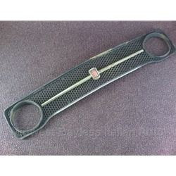 Front Grille Honeycomb (Fiat 128 Sedan Wagon to 1971-1976) - U7.5
