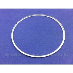    Covered Headlight Bulb Seat Retainer (Fiat 850 Spider 1965-67, Miura) - U8