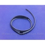 Door Glass Outer Rubber Weatherstrip Scraper Right (Fiat 124 Spider) - OE NOS