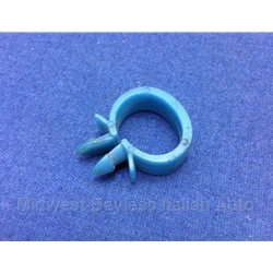 Nylon Clip - Wire Loom / Wiring Harness Clip - 17mm Blue - U8