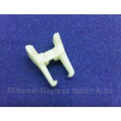 Fiber Optic Harness Plug Small (Fiat Bertone X1/9, 124) - U8